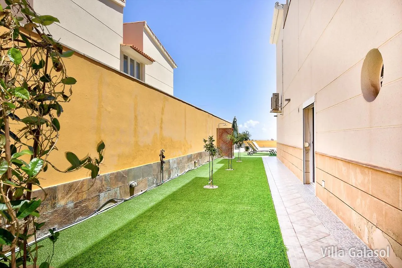 Villa Galasol With Heated Pool Radazul